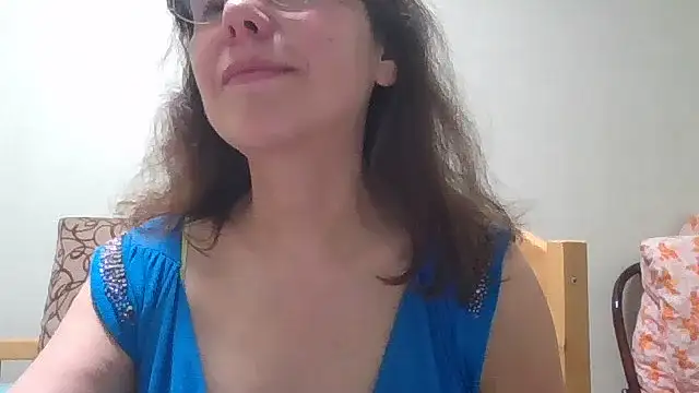 Snapshot of HollyJewel chatting on 21, 6, 2026 HollyJewel online show from 21, 6, 2026
