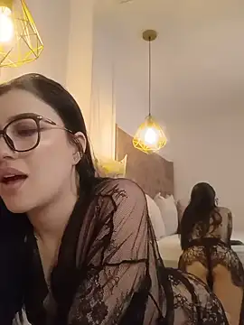 Snapshot of angeel_fox chatting on 2, 7, 2026 angeel fox online show from 2, 7, 2026