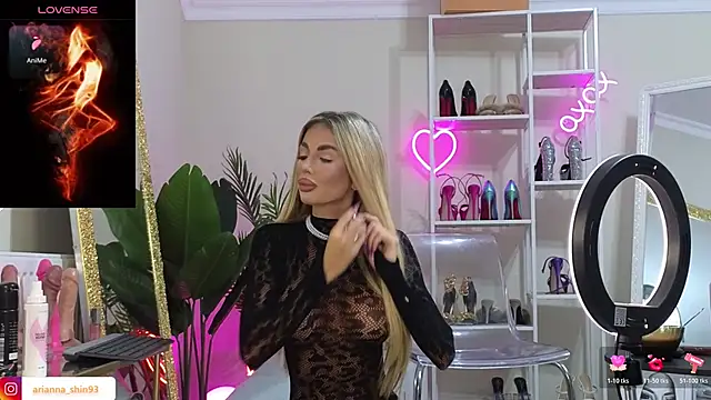 ArianaArianna online show from 20, 12, 2025