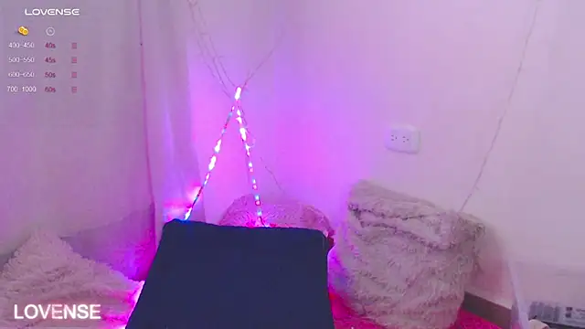 PamelaDoouce online show from 14, 2, 2025