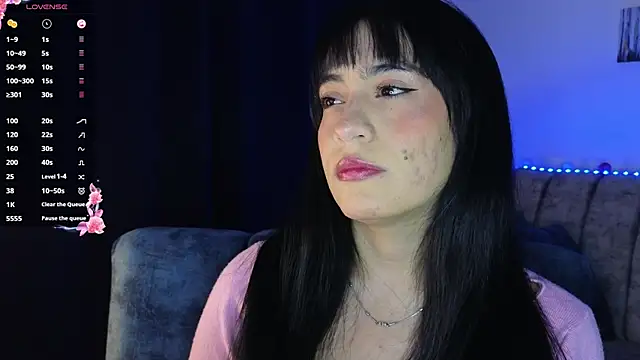 Snapshot of ZaraDames_ chatting on 18, 9, 2025 ZaraDames online show from 18, 9, 2025