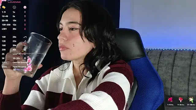 Snapshot of ZaraDames_ chatting on 2, 6, 2026 ZaraDames online show from 2, 6, 2026