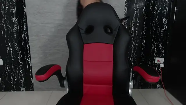 Snapshot of evelin_999_ chatting on 15, 3, 2025 evelin 999 online show from 15, 3, 2025