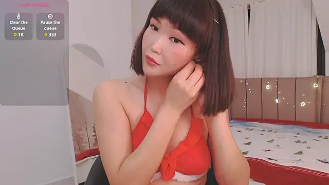 Snapshot of TumiLio chatting on 25, 12, 2024 TumiLio online show from 25, 12, 2024