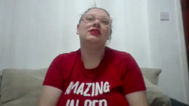 Bustycurves online show from 25, 10, 2025