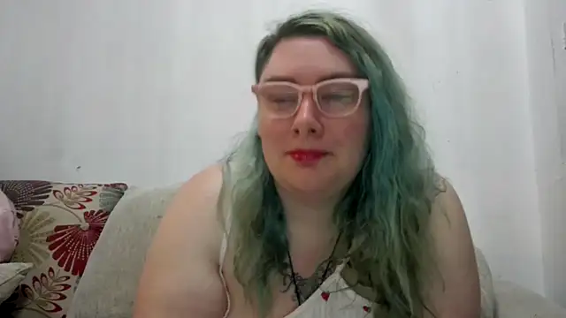 Snapshot of Bustycurves chatting on 19, 4, 2026 Bustycurves online show from 19, 4, 2026