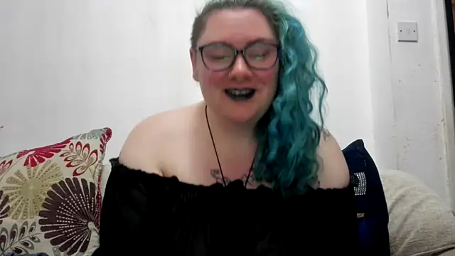 Snapshot of Bustycurves chatting on 12, 6, 2026 Bustycurves online show from 12, 6, 2026