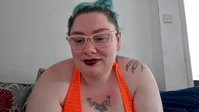 Snapshot of Bustycurves chatting on 30, 6, 2026 Bustycurves online show from 30, 6, 2026