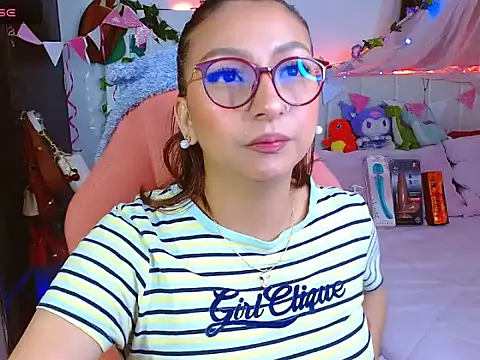 Littlerouse  online show from 22, 7, 2026