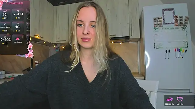 Snapshot of violet_blue_eyes chatting on 3, 12, 2024 violet blue eyes online show from 3, 12, 2024