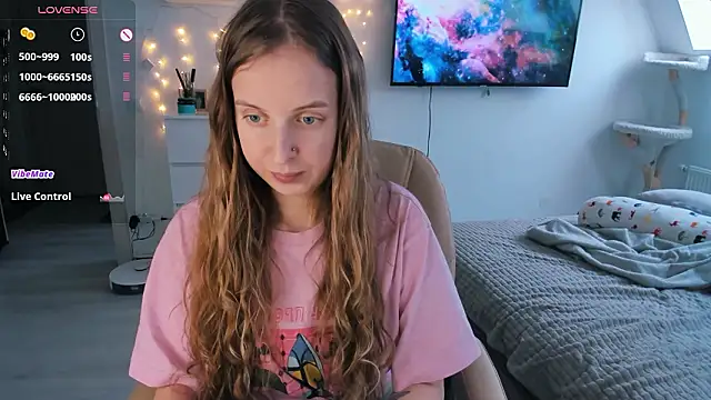 Snapshot of violet_blue_eyes chatting on 10, 2, 2026 violet blue eyes online show from 10, 2, 2026