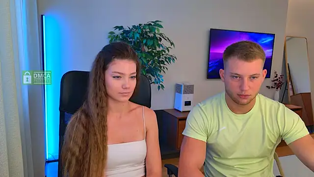 Jony and Jessica online show from 11, 7, 2026