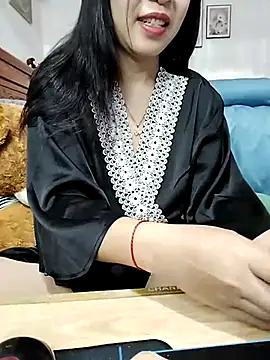 cream1299 online show from 1, 3, 2025