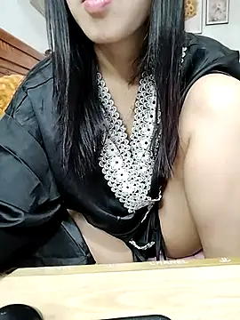 cream1299 online show from 9, 3, 2025