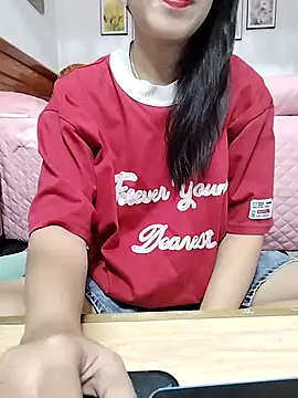 cream1299 online show from 25, 9, 2025