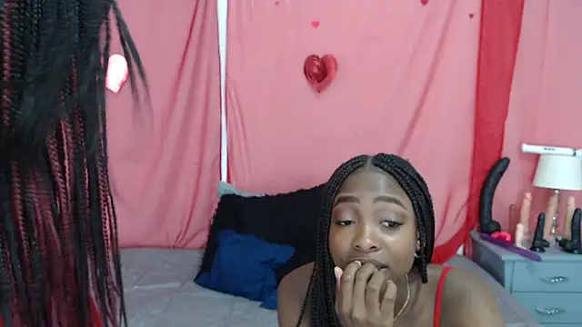 Nicole Colette  online show from 10, 3, 2025