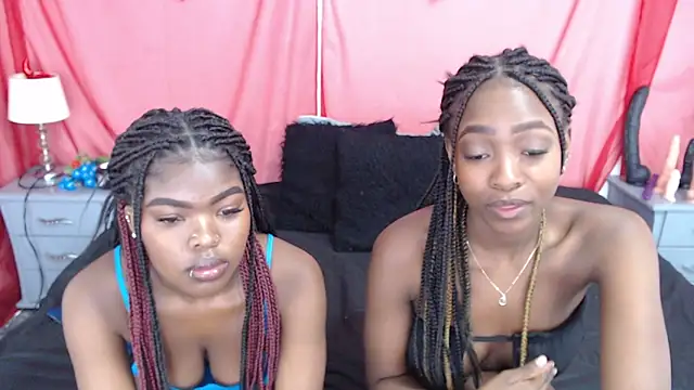 Nicole Colette  online show from 12, 3, 2025