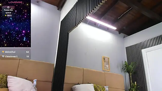 Camille Cedrik online show from 5, 2, 2025