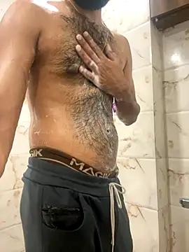 Snapshot of ALWAYSHORNYDADDY chatting on 9, 9, 2025 ALWAYSHORNYDADDY online show from 9, 9, 2025