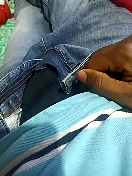 bangaloresexyguy online show from 4, 12, 2025