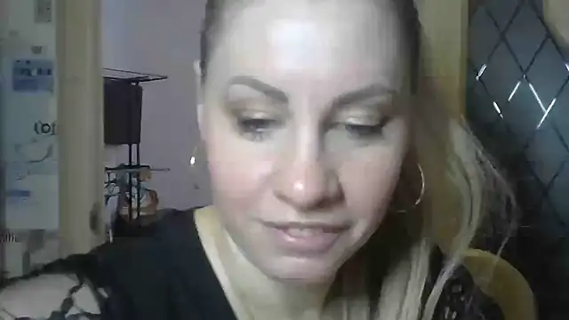 TherestlessKitty online show from 17, 3, 2025