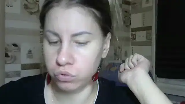 TherestlessKitty online show from 28, 11, 2025