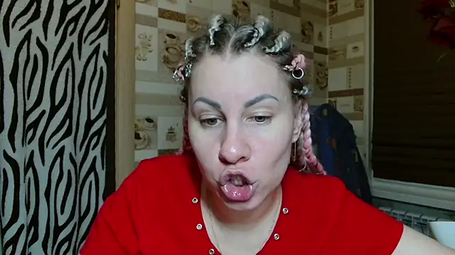 Snapshot of TherestlessKitty chatting on 30, 4, 2026 TherestlessKitty online show from 30, 4, 2026