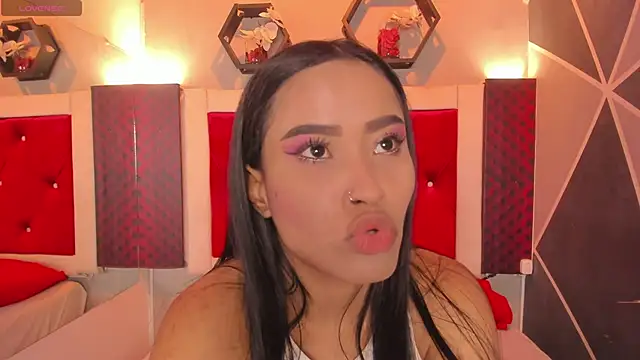 Karoll014 online show from 25, 3, 2026