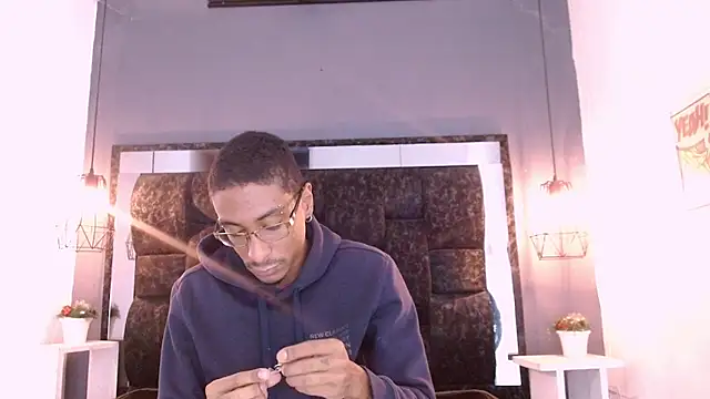 Jose Smoke online show from 17, 2, 2025