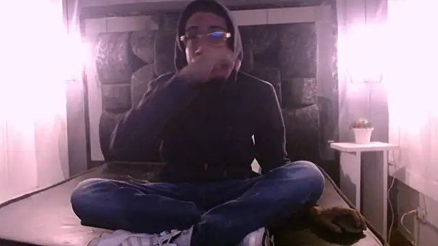 Jose Smoke online show from 24, 2, 2025