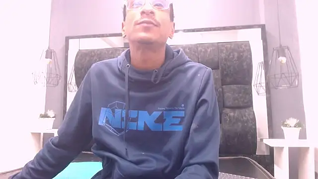 Jose Smoke online show from 7, 3, 2025