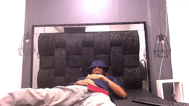 Jose Smoke online show from 8, 10, 2025