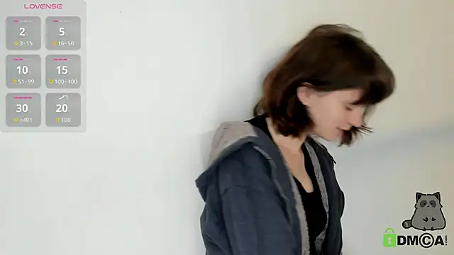 Alina Mills online show from 28, 9, 2025