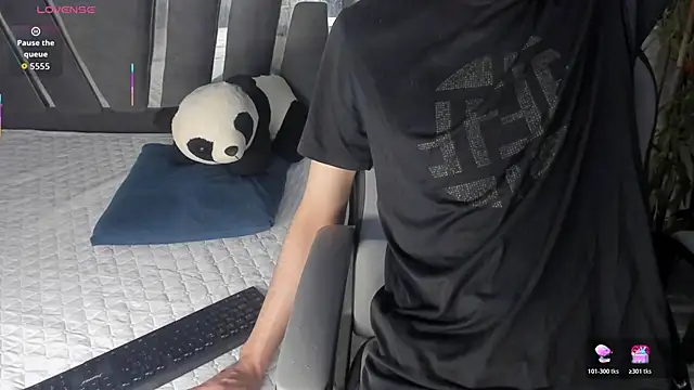 Black Rose2 online show from 25, 10, 2025