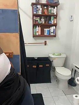 Goddess Nafeesha online show from 7, 10, 2025