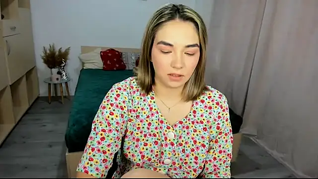 Alexa Dolly12 online show from 6, 1, 2026