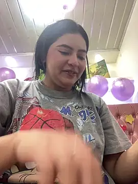  luna torres online show from 20, 2, 2026