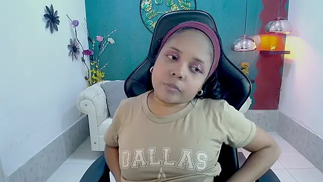 Snapshot of Melikasweetz chatting on 25, 2, 2026 Melikasweetz online show from 25, 2, 2026