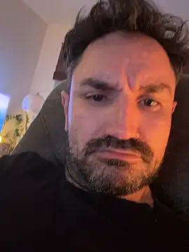 Snapshot of tomz0819 chatting on 12, 4, 2026 tomz0819 online show from 12, 4, 2026