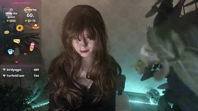 Snapshot of _Lost_Mademoiselle_ chatting on 4, 2, 2025 Lost Mademoiselle online show from 4, 2, 2025