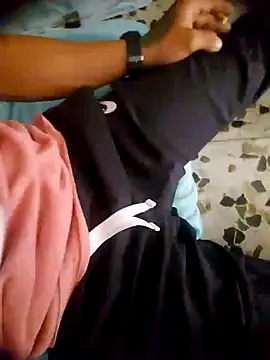 Snapshot of Nano3131 chatting on 28, 10, 2025 Nano3131 online show from 28, 10, 2025