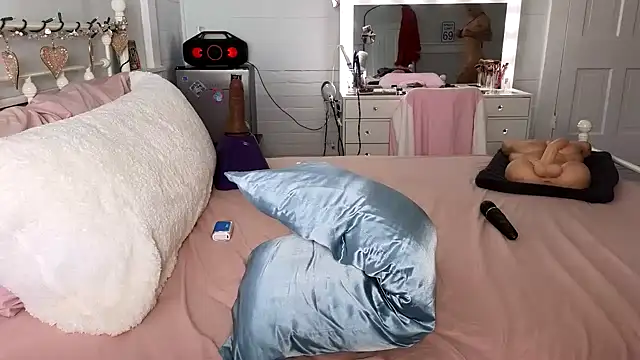 emmagray001 online show from 31, 1, 2025