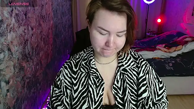 Jenny Fox online show from 4, 3, 2026