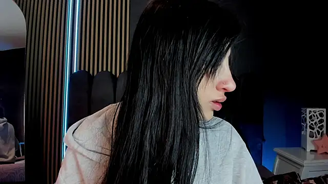 Snapshot of Nicolette_ks_ chatting on 25, 6, 2026 Nicolette ks online show from 25, 6, 2026