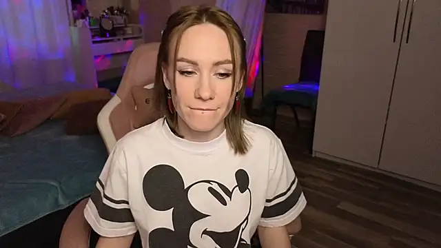 VeronicaRoss online show from 24, 1, 2025
