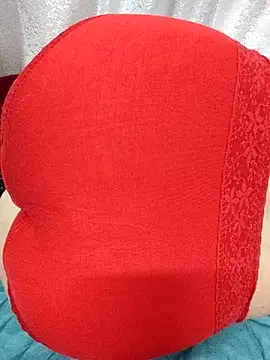 Haralushiaaa online show from 10, 11, 2025