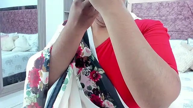  Lakshmi hotx online show from 25, 2, 2025