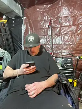 joeycbigcock online show from 25, 1, 2025