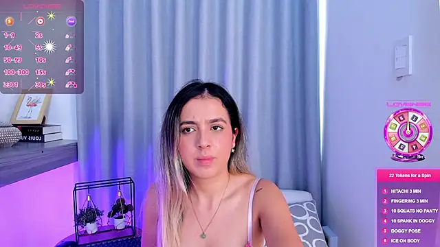 Lucyortiz  online show from 3, 12, 2024