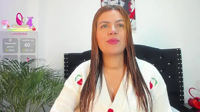 Snapshot of Alexandra_Torress chatting on 30, 6, 2026 Alexandra Torress online show from 30, 6, 2026